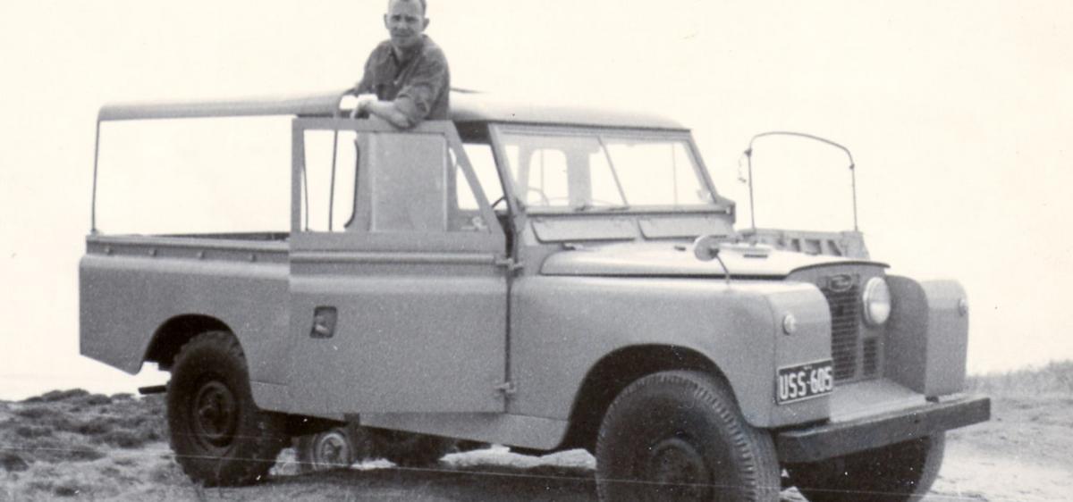 Dirk Teda - Old Land Rover